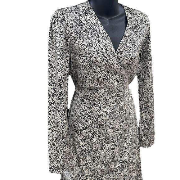 Rachel Parcell Cheetah Print Satin Wrap Dress - Picture 6 of 8